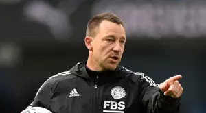 И Джон Тери поема към Саудитска Арабия, но не като треньор