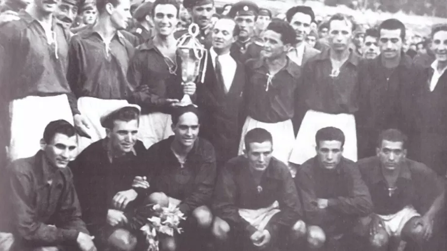 Първото "Вечно дерби" в историята: Какво се случи през далечната 1948-а година между Левски и ЦСКА?