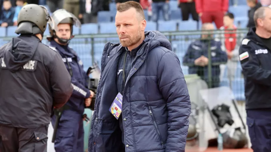 Съотборник на Ивелин Попов искал да бие дузпата срещу ЦСКА, но получил отказ