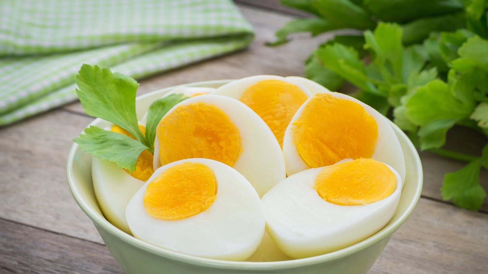 Колко протеин се съдържа в яйцата?