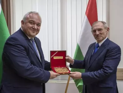 Демерджиев се похвали с напредък към Шенген пред унгарския си колега