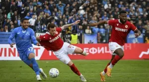 {{ otherArticle[0].article.title }}