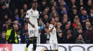 {{ otherArticle[0].article.title }}