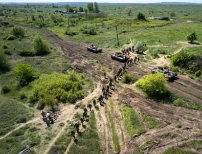 ВИДЕО: Украинците взривиха важен жп мост в Запорожието, бележат нови успехи