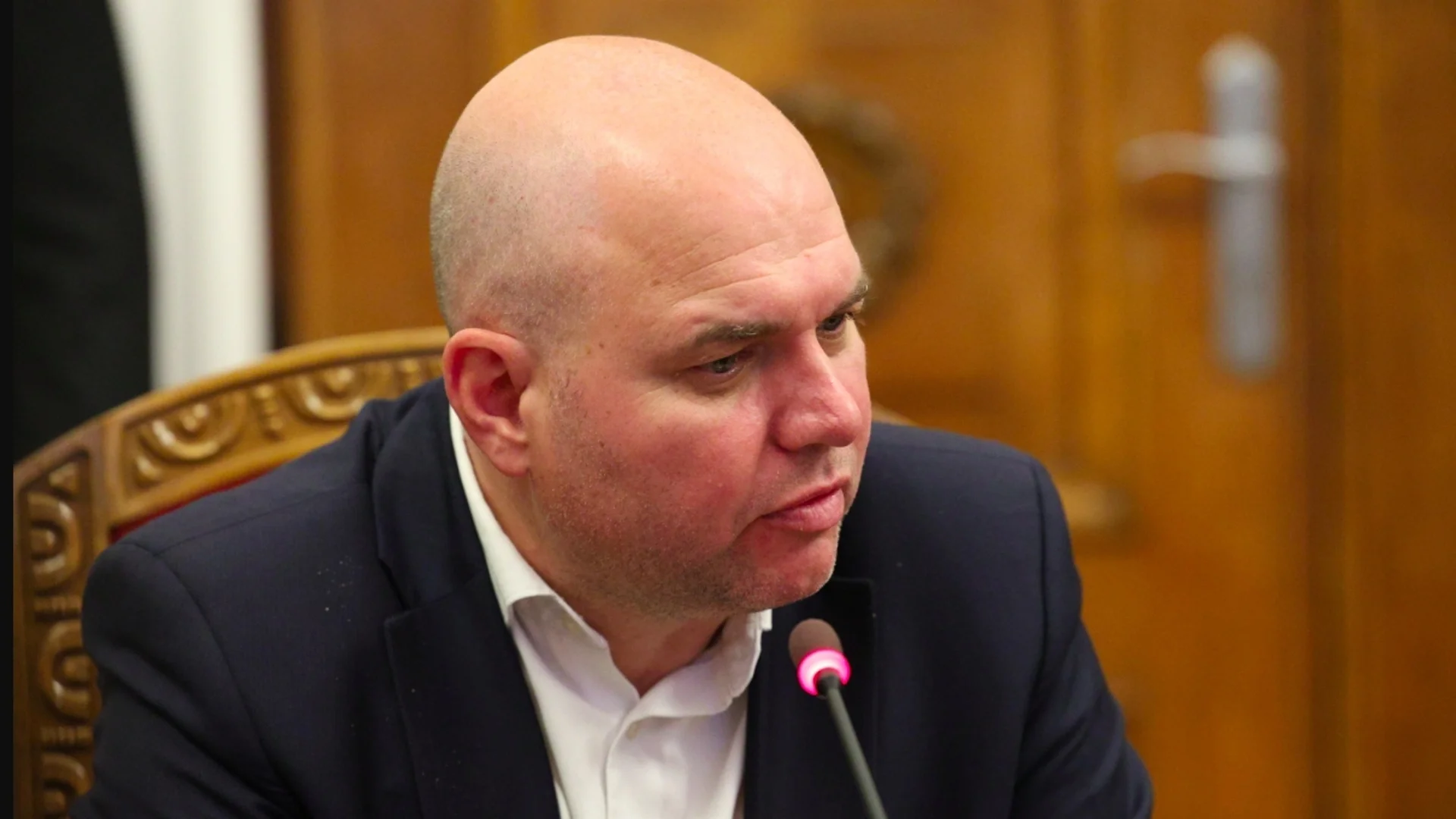 Владислав Панев намекна за продажба на "Лукойл Нефтохим"