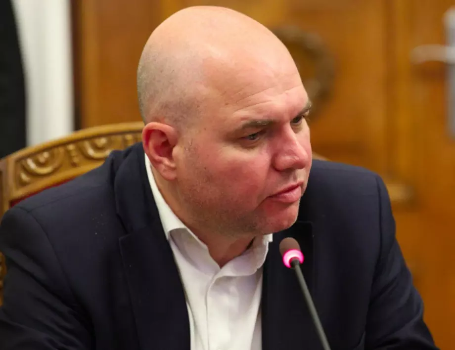 Владислав Панев намекна за продажба на "Лукойл Нефтохим"