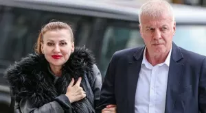 {{ otherArticle[0].article.title }}