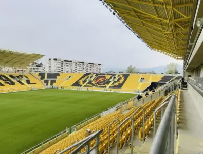 Ботев Пловдив пуска още билети за дербито с Левски 