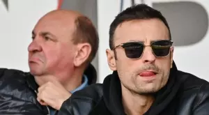 {{ otherArticle[0].article.title }}