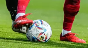 {{ otherArticle[0].article.title }}