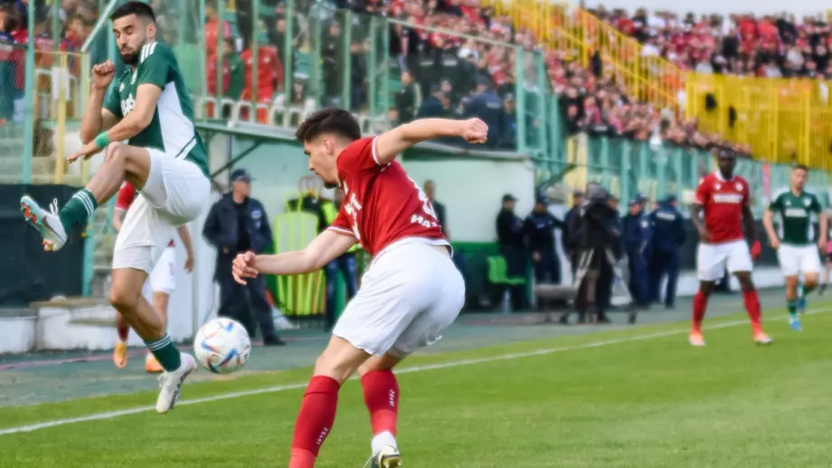 ЦСКА ще опита да привлече трима перспективни българи през лято 2024