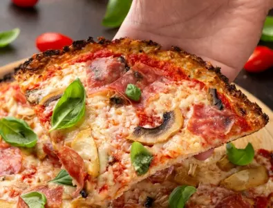 На колко градуса се пече истинската италианска пица?