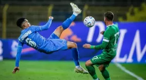 {{ otherArticle[0].article.title }}