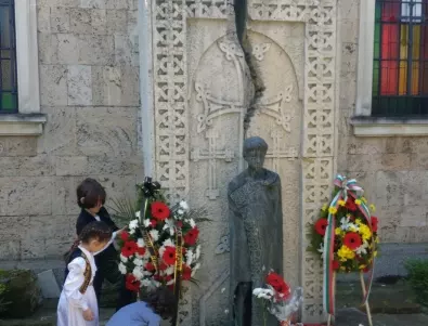 Бургазлии почетоха жертвите на арменския геноцид