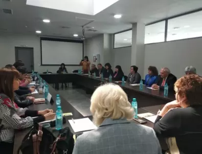 Община Казанлък е домакин на срещата на секретарите на общини (СНИМКИ)