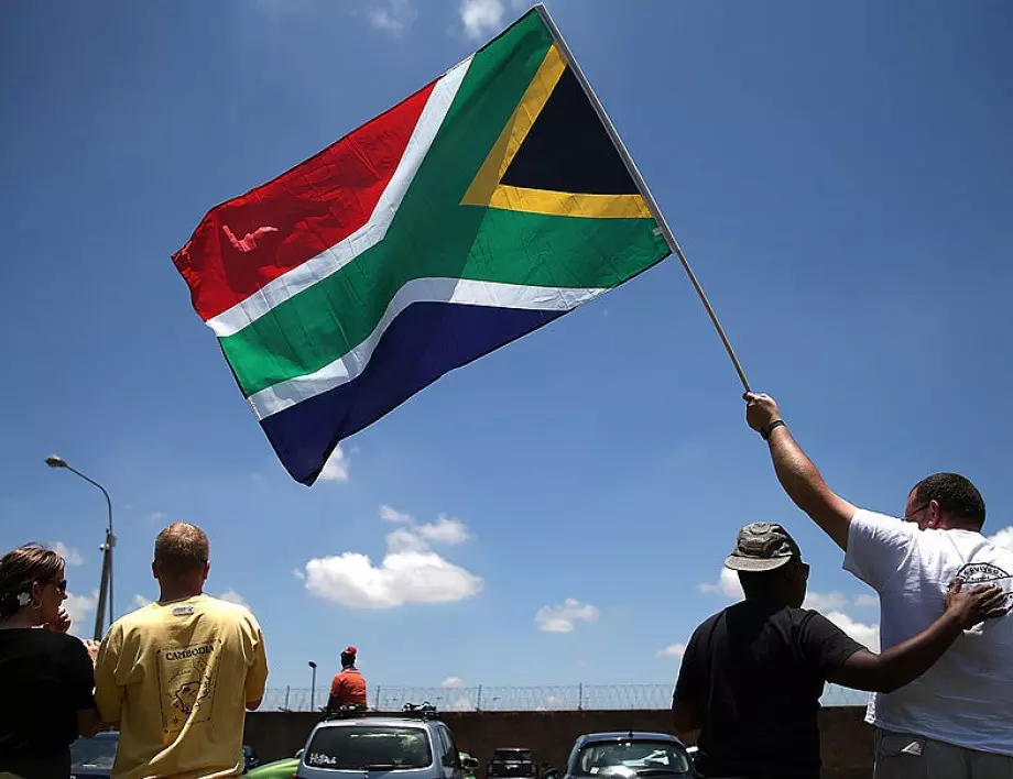 "Президентска грешка": Южна Африка все пак няма да се оттегля от Международния наказателен съд