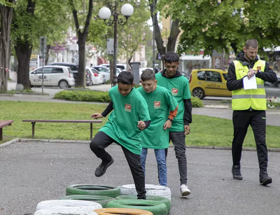 Ученическо състезание за защита при бедствия и аварии се проведе в Стара Загора