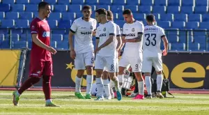 {{ otherArticle[0].article.title }}