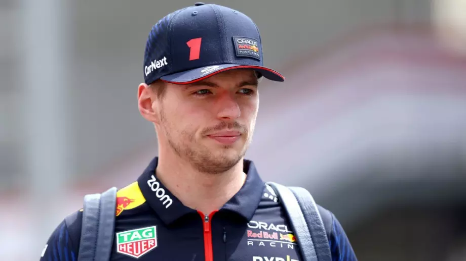 Величие в моторните спортове: Макс Верстапен ще премине във Ферари