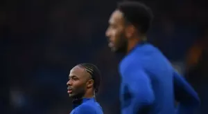 {{ otherArticle[0].article.title }}