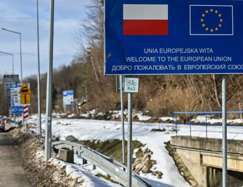 Въпреки протестите на превозвачи: Украйна и Полша отвориха ключов граничен пункт 