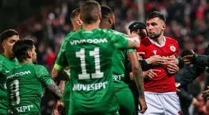 {{ otherArticle[0].article.title }}