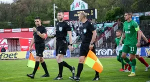 {{ otherArticle[0].article.title }}