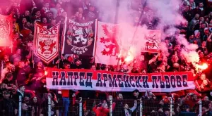 {{ otherArticle[0].article.title }}