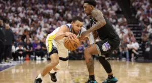 Къри изведе Голдън Стейт до полуфиналите на Запад с легендарно представяне