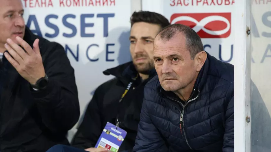 Не Славия, а друг отбор от Първа лига е поканил Златомир Загорчич за треньор, но той е отказал