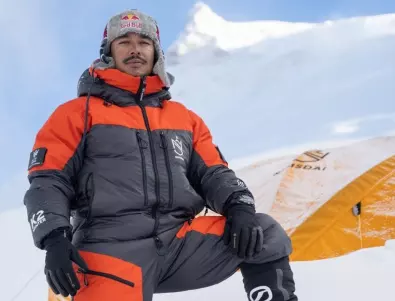 Алпинистът, изкачил 14-те 8-хилядници за 190 дни, идва за първи път в България