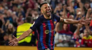 {{ otherArticle[0].article.title }}