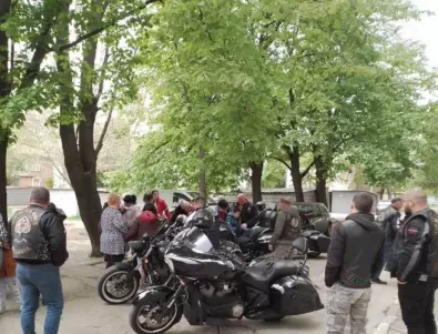Община Казанлък благодари на мотористите за проявената човещина към децата с увреждания