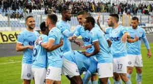 {{ otherArticle[0].article.title }}