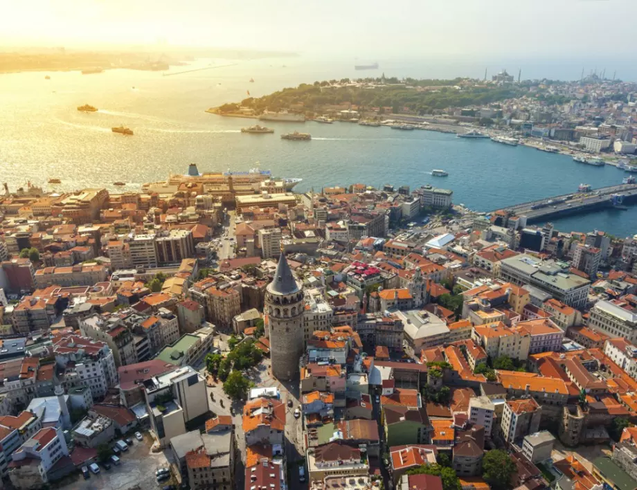 Истанбул за начинаещи - 8 незабравими места, които да посетите и да се влюбите в града завинаги