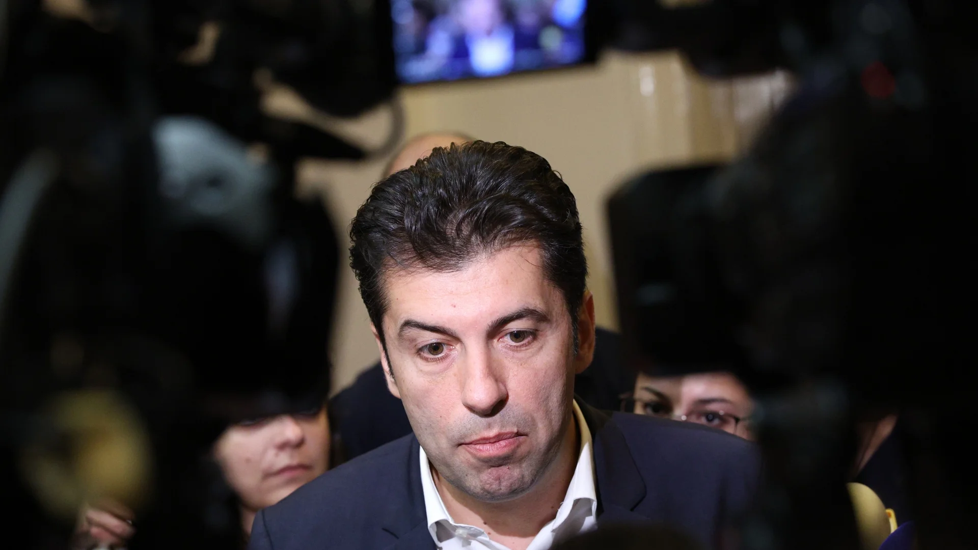 Кирил Петков изрази притеснение относно сделката за "Булсатком"