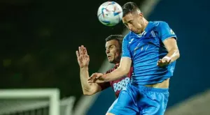 {{ otherArticle[0].article.title }}