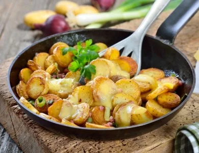 Пържени картофки със ЗЛАТНА КОРИЧКА - как да си ги сготвим с малко хитрост
