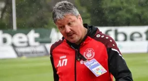 След слуховете за раздяла: Хебър Пазарджик излезе с категорична позиция за Любослав Пенев