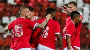 {{ otherArticle[0].article.title }}