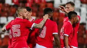 {{ otherArticle[0].article.title }}