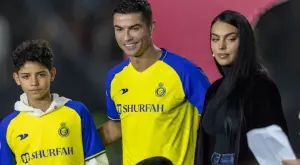 "Само аз мога да го удрям"! Джорджина не се свени да шамари синовете на Кристиано Роналдо