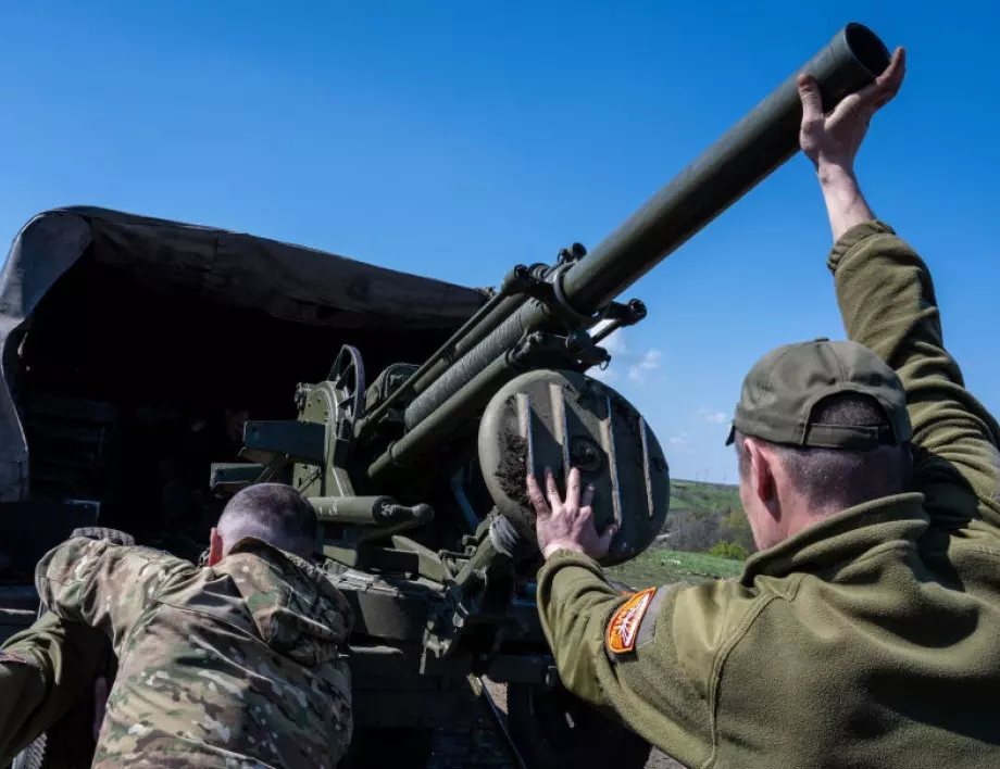 Репортаж: Как войниците на Украйна се готвят за контранастъпление