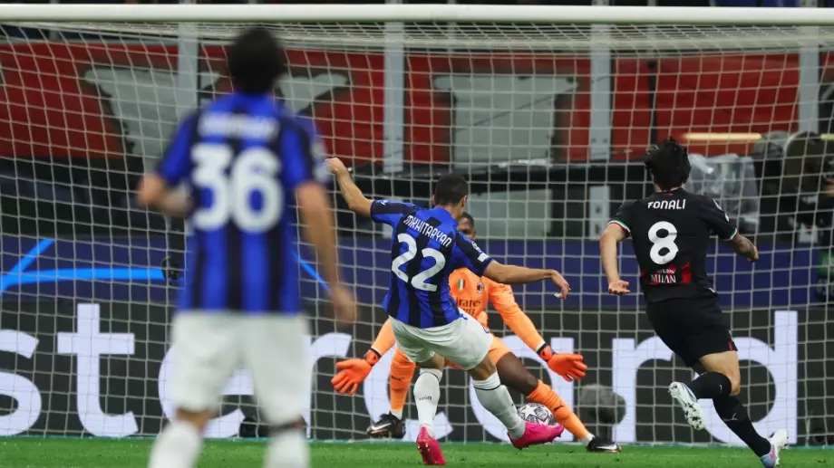 С вихрено начало и два гола за 3 минути Интер рани тежко Милан в първия сблъсък в Шампионска лига (ВИДЕО)