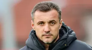 {{ otherArticle[0].article.title }}