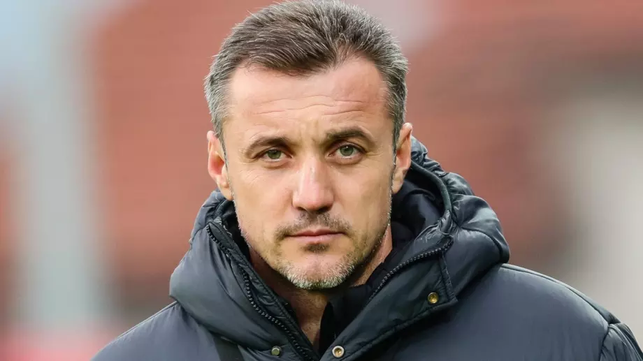 180-градусов завой от Генчев: Треньорът ще се бори за завръщането си в Първа лига