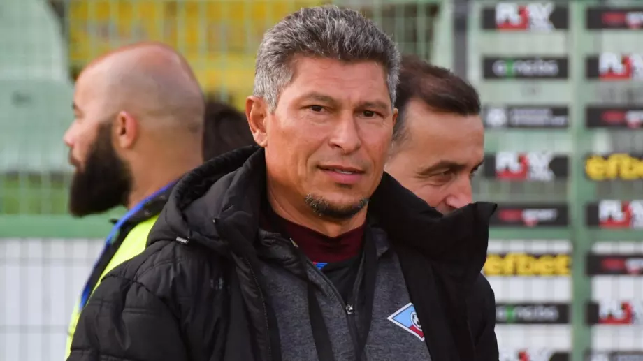 Балъков призна защо би останал в Септември и намекна за "феърплея" в Първа лига