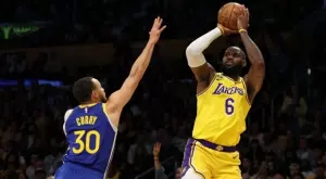 Лейкърс изхвърли Уориърс след шоу на Леброн, Маями Хийт продължава да мечтае (ВИДЕО)