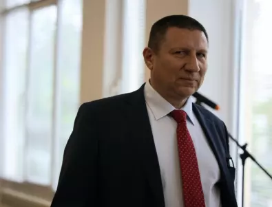 Сарафов иска дисциплинарно уволнение на близък на Гешев военен прокурор