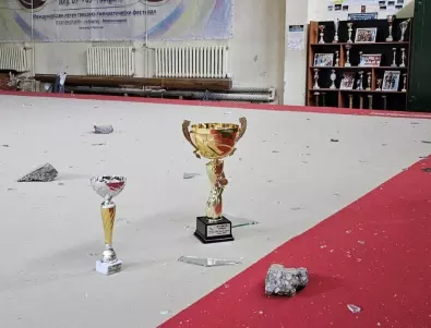 Грозно: Вандали изпотрошиха залата на ЦСКА по акробатика (СНИМКИ)